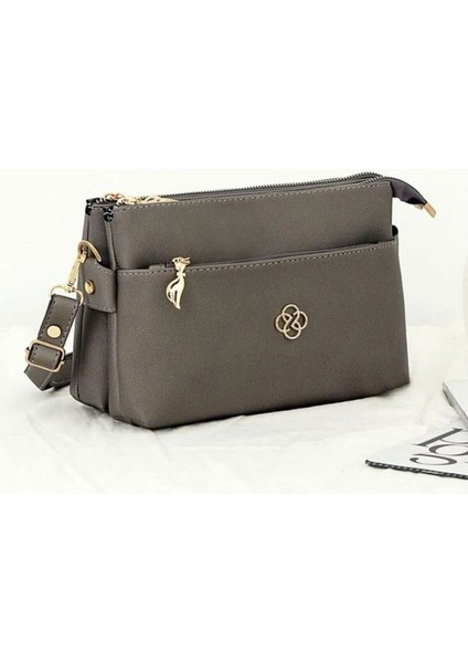 Gri Kadın Minimal El ve Omuz Çantası – Gold Detaylı, 3 Bölmeli