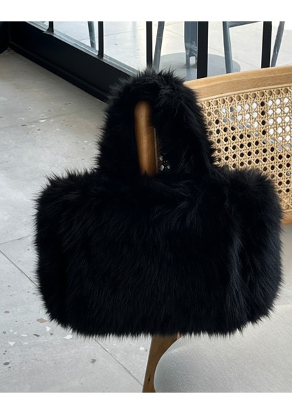 Peluş Siyah El Çantası