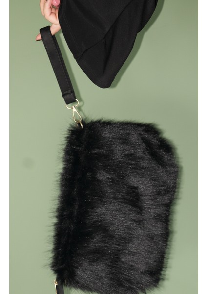 Kürk Görünümlü Zincirli/bileklikli Siyah Clutch fiyatları