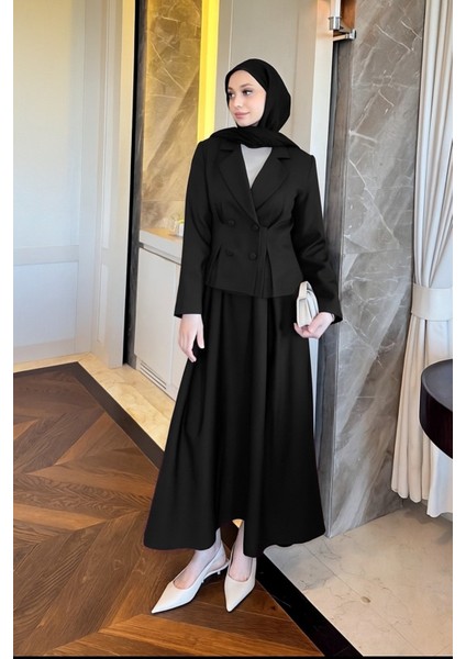 Kadın Pilikaşe Ceket ve Etek Takımı Siyah - M41414