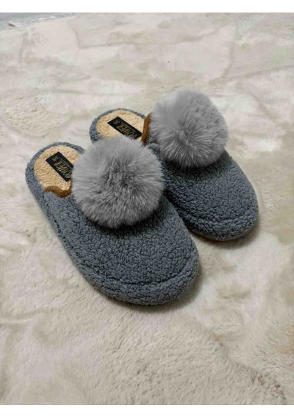 Ponponlu Kadın Terliği