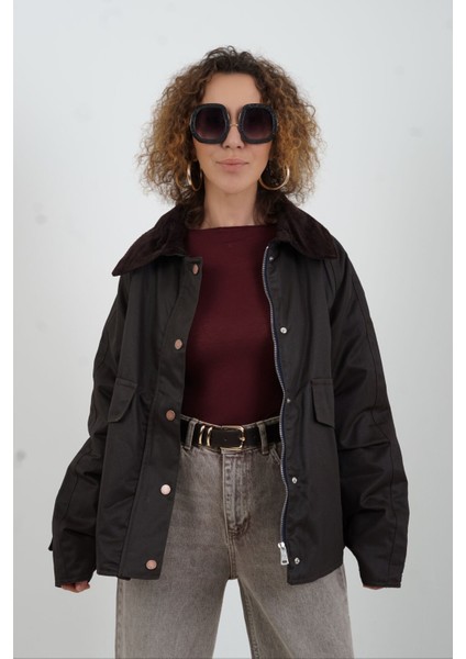 Koyu Kahve Kadife Yaka Kapitoneli Ekose Ceket fırsatları