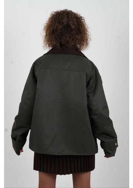 Haki Kadife Yaka Kapitoneli Ekose Ceket fırsatları