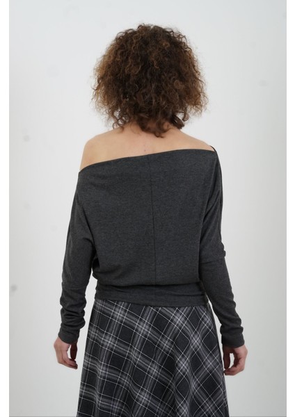 Füme Kayık Yaka Bluz fırsatları