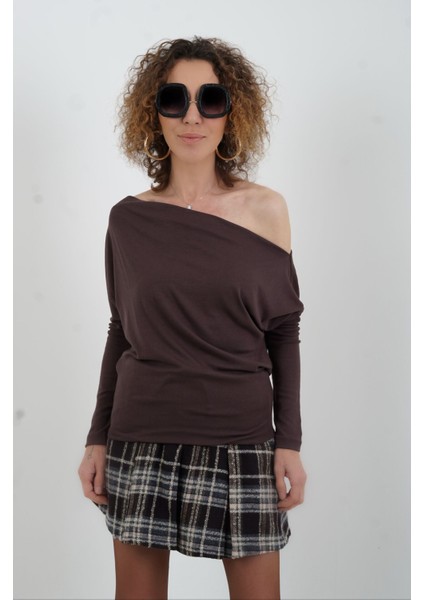 Koyu Kahve Kayık Yaka Bluz modelleri