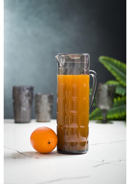 Akrilik Allegra 1,5 Lt Füme Sürahi (Buzdolabı Kapak Rafına Sığar) fırsatları