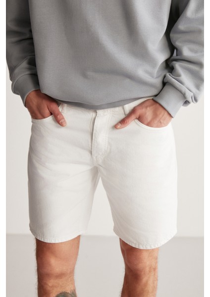 Carlos Relaxed Comfort Beyaz Şort