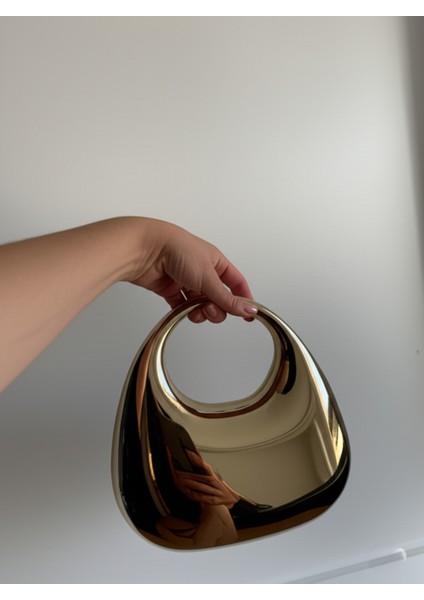 Gold Kadın Abiye Çantası – Altın Rengi Aynalı Yüzeyli, Özel Tasarım fiyatları