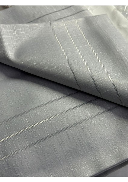 Şık Leke Tutmaz Masa Örtüsü 160X220 cm – %100 Polyester, 8-12 Kişilik