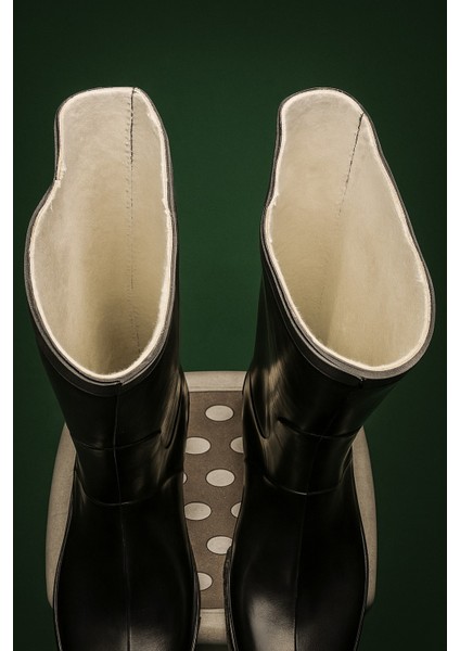 Kaymaz Taban Lastik Çizme Siyah Kısa Tip Çizme Içi Yünlü Çizme Isıyı Tutar