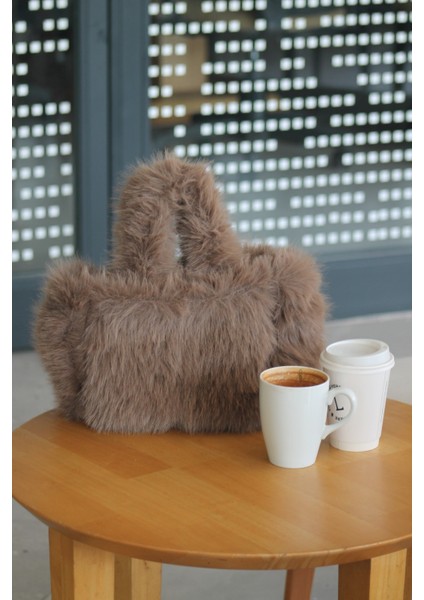 Peluş Taupe El Çantası
