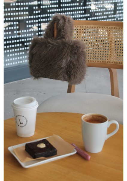 Peluş Taupe El Çantası fiyatları