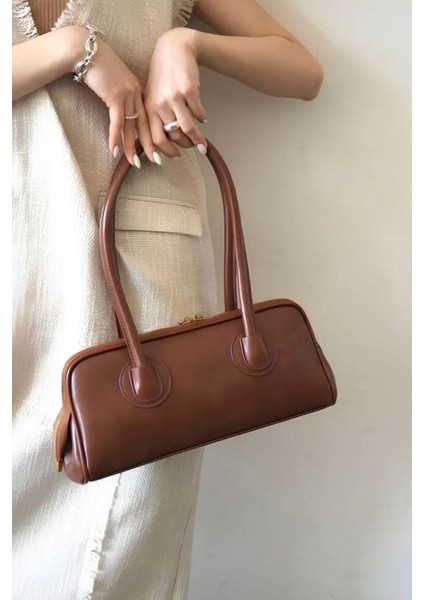 Kadın Çift Fermuarlı Uzun Saplı Baget Model El & Kol & Omuz Çantası