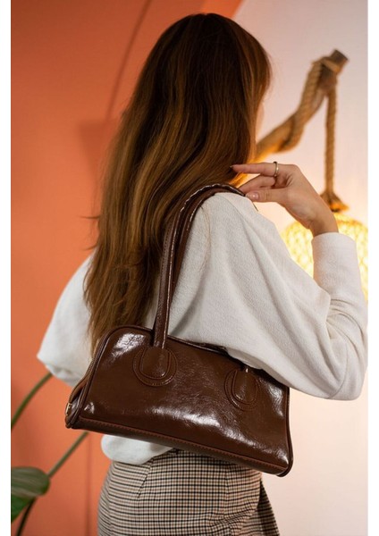 Kadın Çift Fermuarlı Uzun Saplı Baget Model El & Kol & Omuz Çantası modelleri