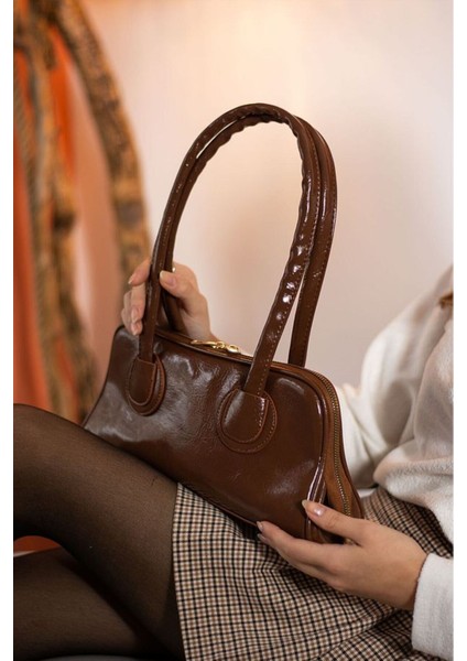 Kadın Çift Fermuarlı Uzun Saplı Baget Model El & Kol & Omuz Çantası