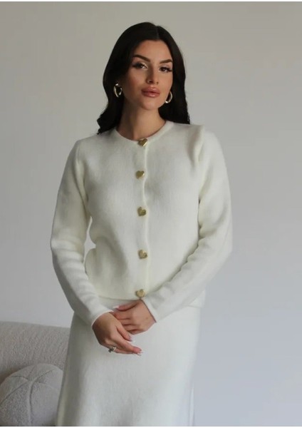 Kadın Gold Kalp Düğme Detaylı Etek Üstü Triko Hırka Tesettür - Ekru modelleri