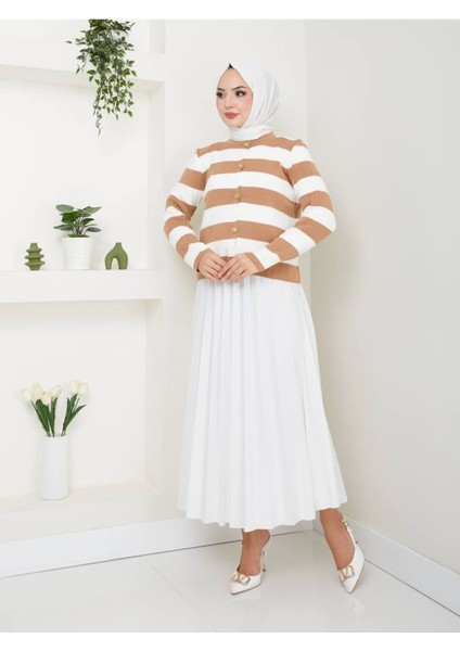 Kadın Düğme Detaylı Çizgili Etek Üstü Triko Hırka Camel Tesettür fiyatları