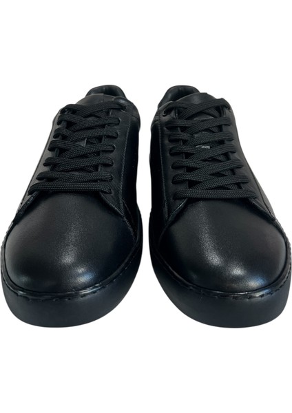 Siyah Büyük Numara Sneaker indirimleri