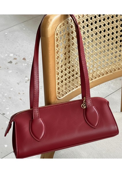 Uzun Askılı Bordo Omuz Çantası