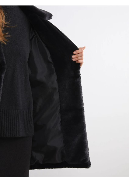 Lcw Modest Siyah Ceket Yaka Kadın Kürk Kaban fırsatları