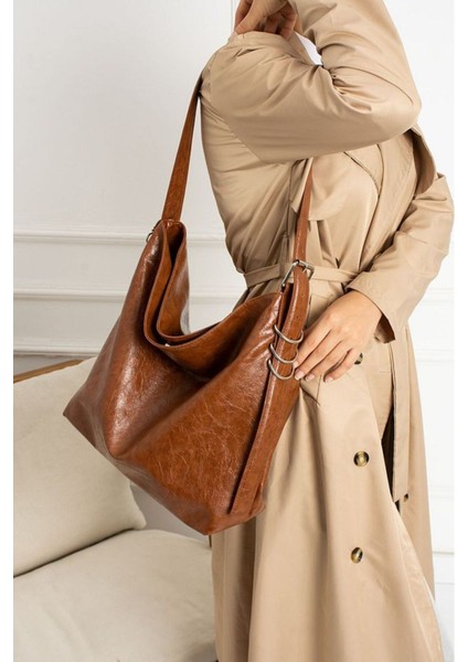 Kadınhalka Detay Büyük Boy El Kol Omuz Çantası Yumuşak Deri Vintage Model