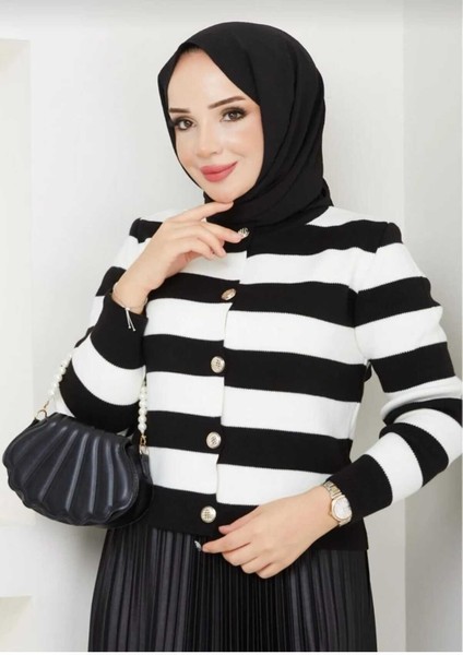 Kadın Düğme Detaylı Etek Üstü Çizgili Hırka