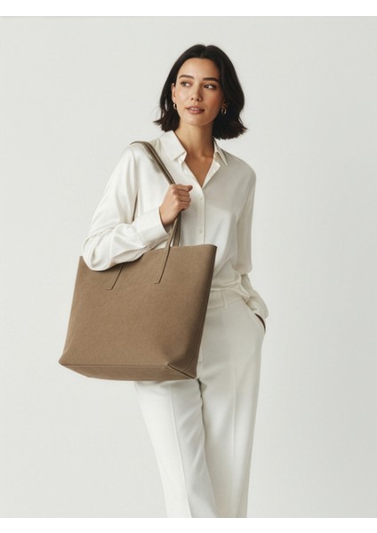 Lune Kadın Nubuk Su Geçirmez Büyük Boy Geniş Hacimli El ve Omuz Çantası Bej modelleri