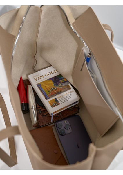 Lune Kadın Nubuk Su Geçirmez Büyük Boy Geniş Hacimli El ve Omuz Çantası Bej indirimleri