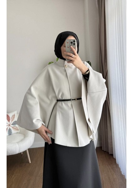 Kadın Yeni Sezon Oversize Kemerli Kaşe Panço M25131 - Bej