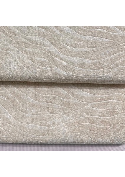 Koltuk Çekyat Örtüsü 170-210 cm – Kaymaz Tabanlı Süngerli Kadife Kumaş Krem Gofraj Baskı