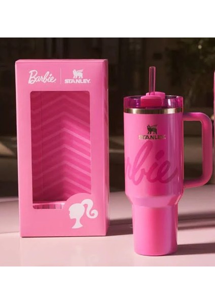 Barbie Icon Tumbler Quencher 40 Oz Sınırlı Sayıda Üretim fiyatları