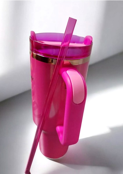Barbie Icon Tumbler Quencher 40 Oz Sınırlı Sayıda Üretim indirimleri