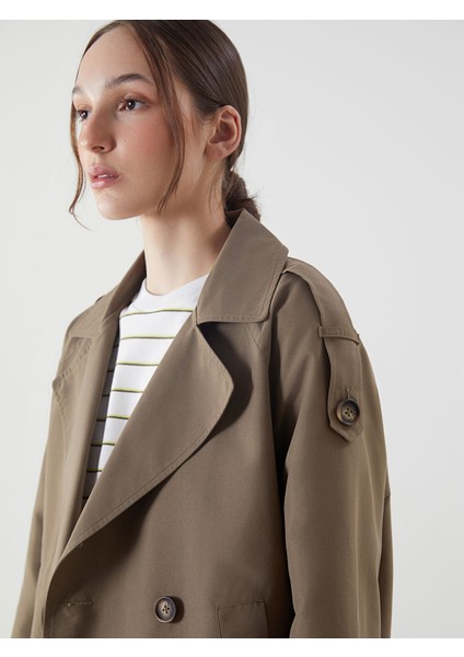 Yeni Sezon Kruvaze Yaka Oversize Kadın Trençkot modelleri