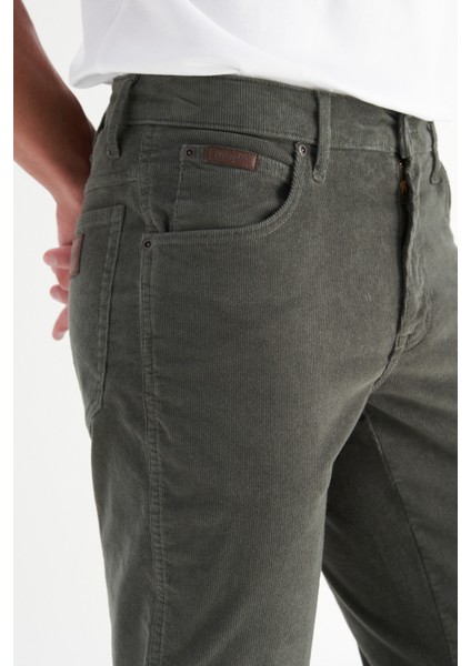 Pamuklu Texas Slim Fit Dar Kesim Cepli Esnek Kadife Pantolon fırsatları