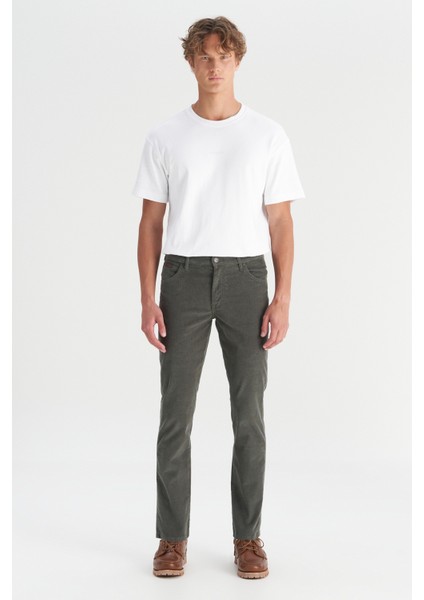 Pamuklu Texas Slim Fit Dar Kesim Cepli Esnek Kadife Pantolon