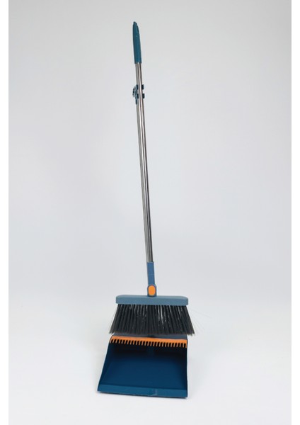 Katlanabilir Mavi Süpürge ve Faraş Seti fırsatları