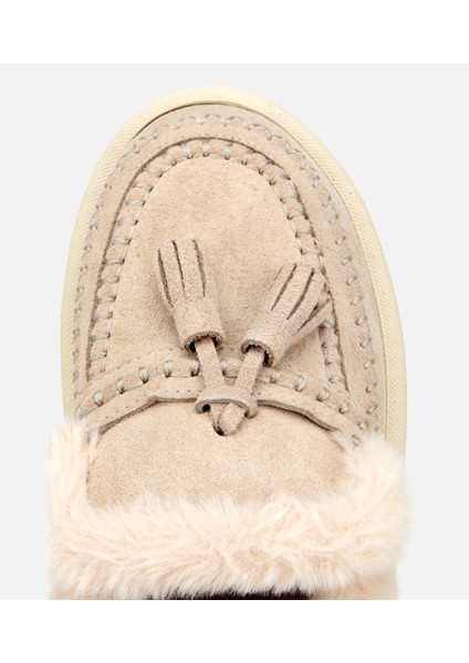 01TEH316850A310 KADIN Süet Deri Bej Içi Kürklü Püskül Detaylı Düz Terlik