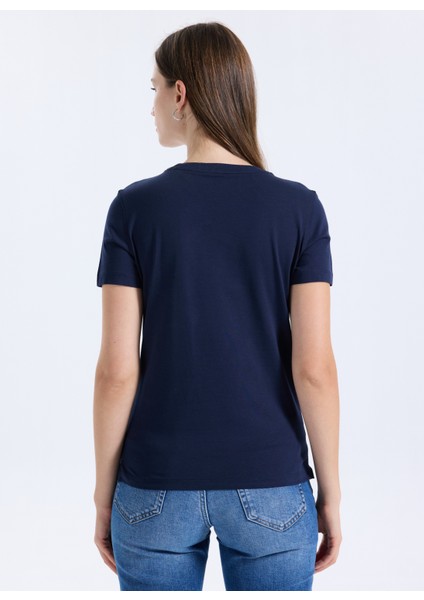 Yuvarlak Yaka Baskılı Mavi Kadın T-Shirt Pearls Kadın Regular Fit T-Shirt indirimleri