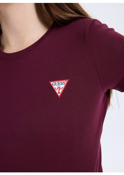 Yuvarlak Yaka Baskılı Kırmızı Kadın T-Shirt Mini Triangle Kadın Slim Fit T-Shir fırsatları