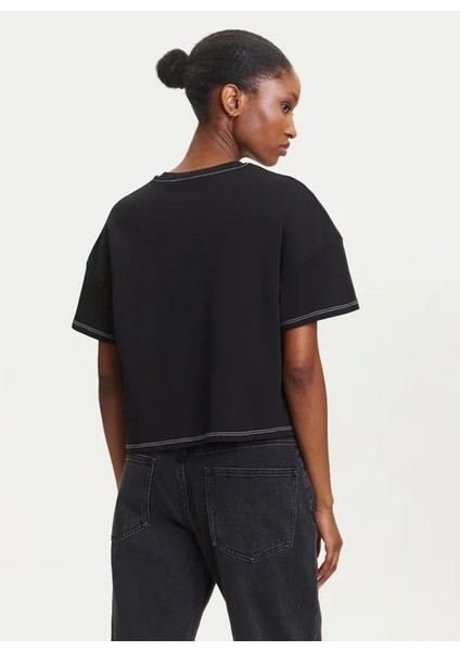 Yuvarlak Yaka Düz Siyah Kadın T-Shirt A3W17019 fırsatları