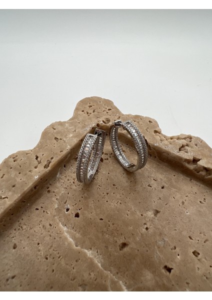 Baget Taşlı Gümüş Halka Küpe