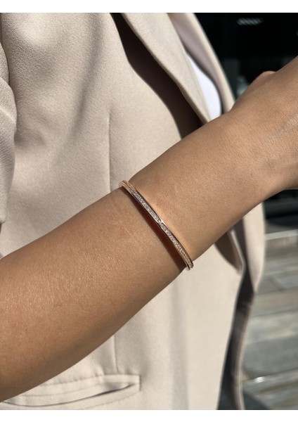 Gümüş Sıralı Taşlı Rose Renkli Kelepçe