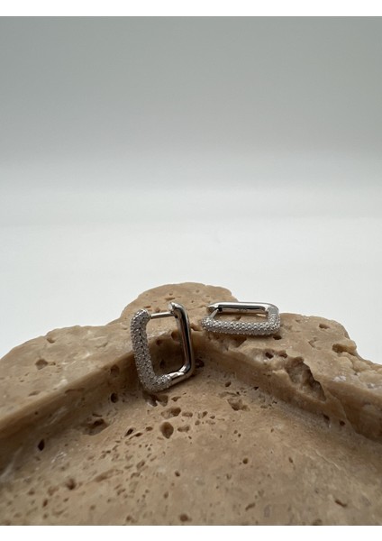 Taşlı Gümüş Dikdörtgen Küpe