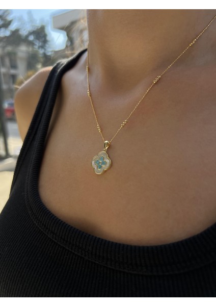 Sedefli Gümüş Firuze Taş Detaylı Yonca Kolye Ucu