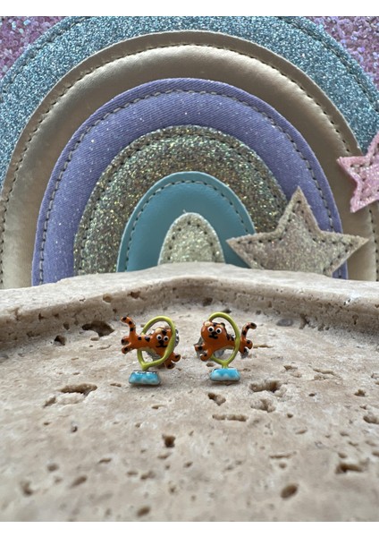 Çocuk Gümüş Mineli Aslan Küpe