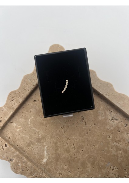 Yuvarlak Taşlı Gümüş Tragus