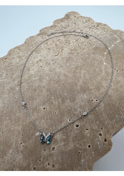 Gümüş Mozaik Kelebek Kolye