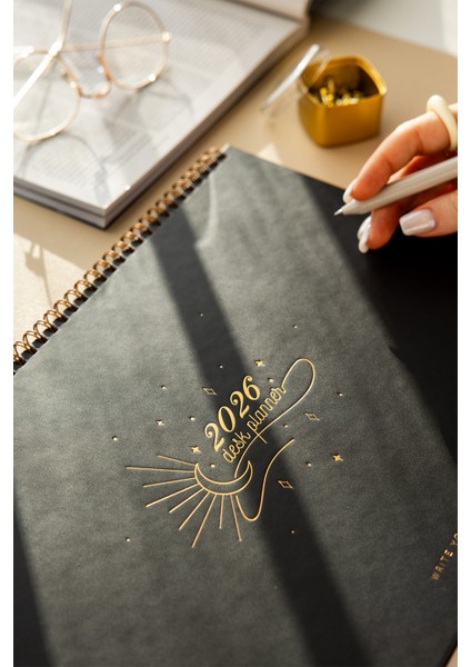 2026 Haftalık Spiralli Masaüstü Planlayıcı 24X34 cm - Desk Planner Siyah modelleri