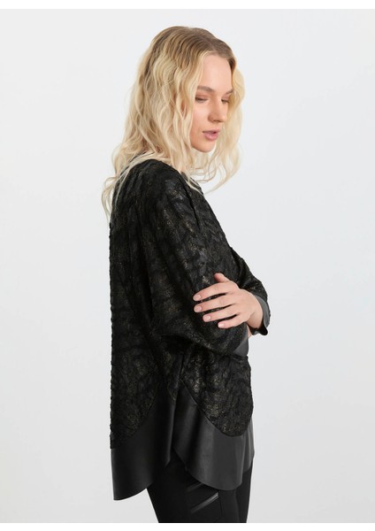 Bisiklet Yaka Simli Siyah Kadın Bluz 25KSL8218 modelleri