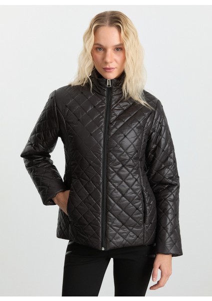 Siyah Kadın Mont 25KSL6163 fiyatları